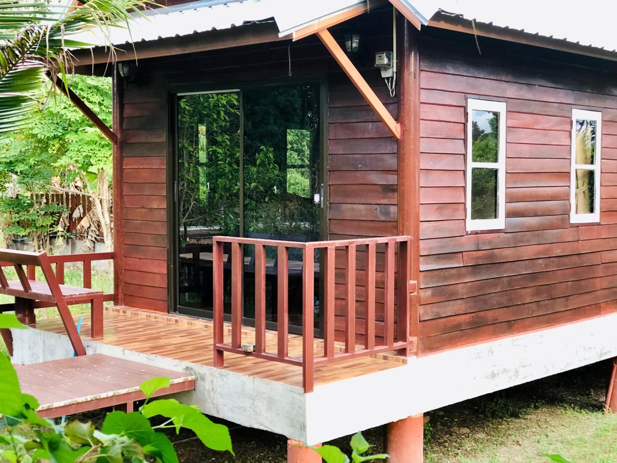 Baan Thung Home Stay Prasat 外观 照片