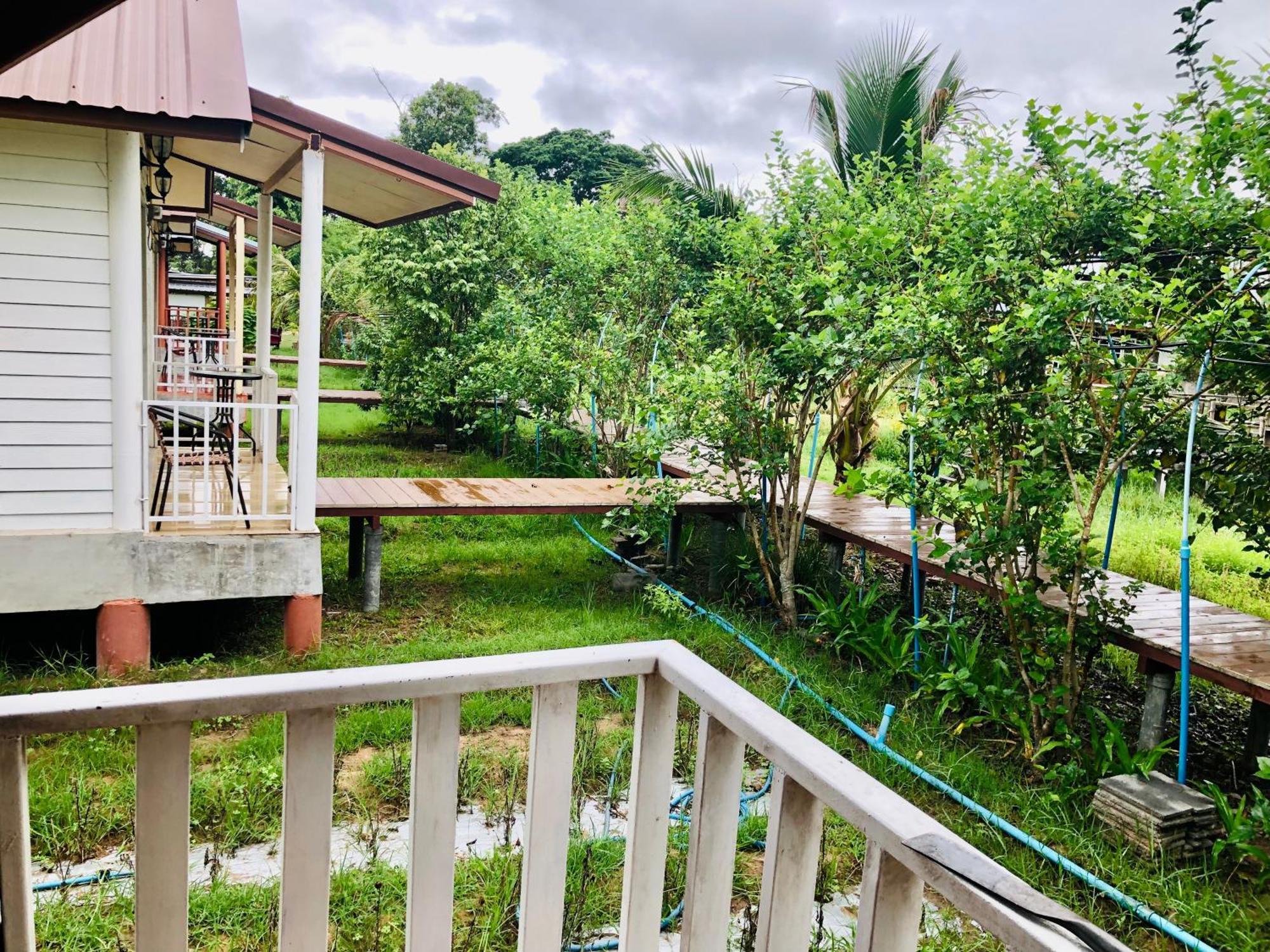 Baan Thung Home Stay Prasat 外观 照片