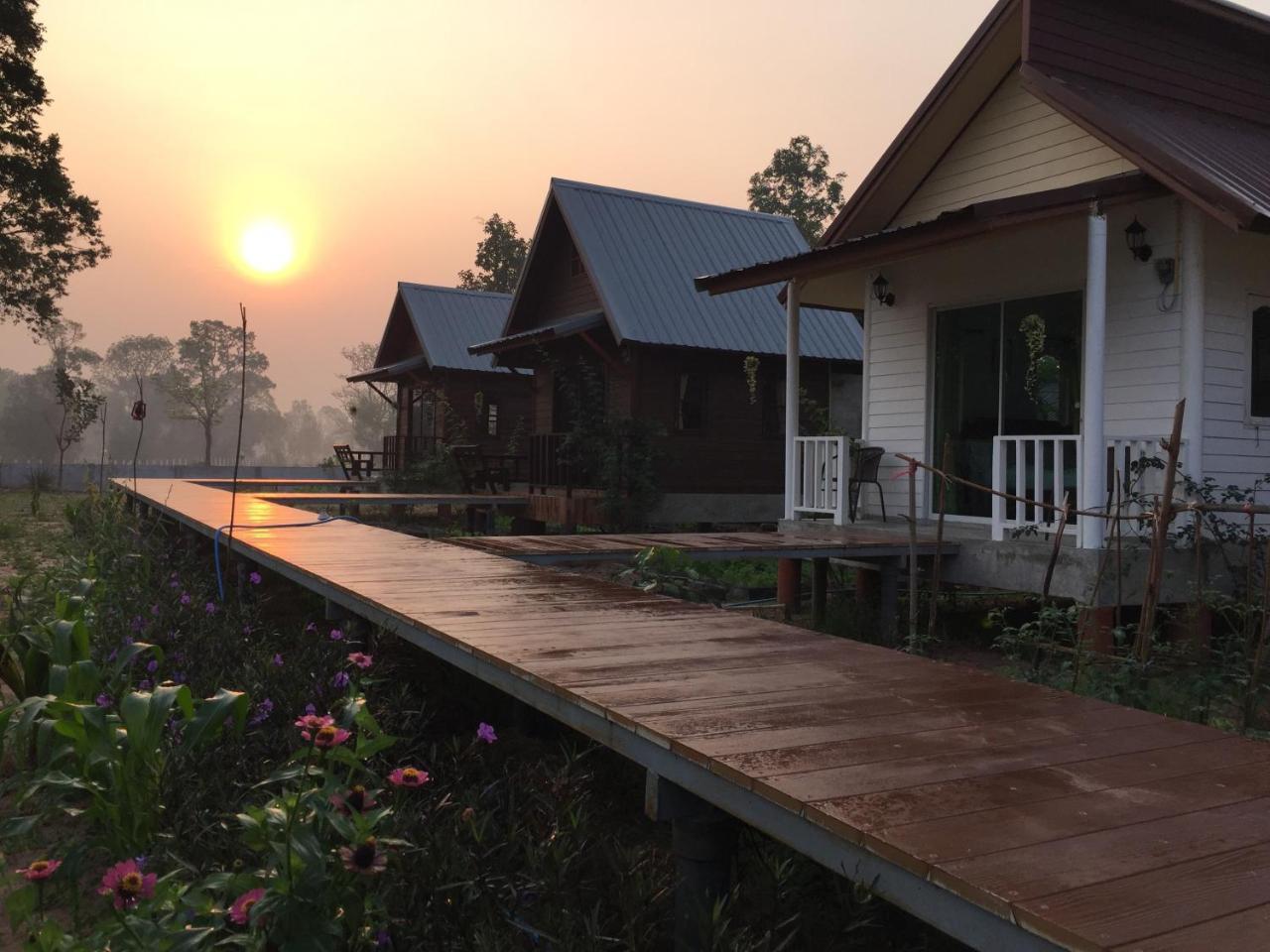 Baan Thung Home Stay Prasat 外观 照片