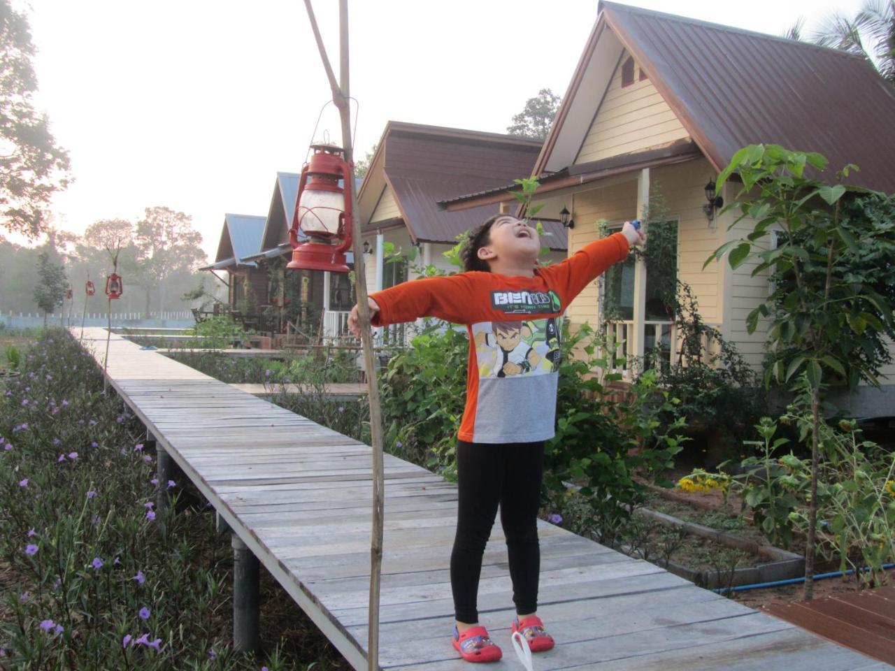 Baan Thung Home Stay Prasat 外观 照片