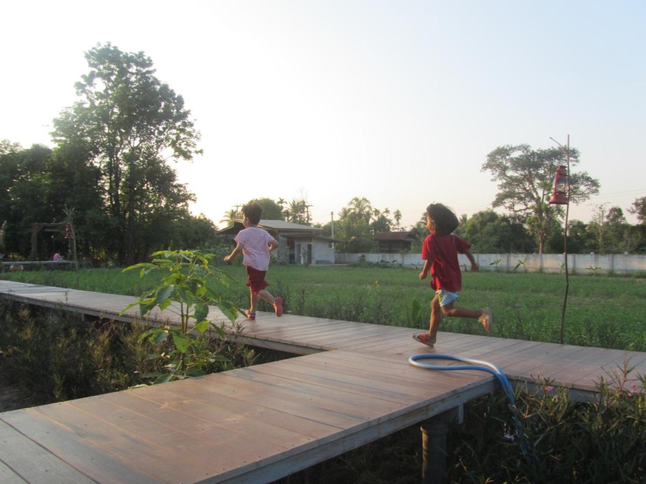 Baan Thung Home Stay Prasat 外观 照片