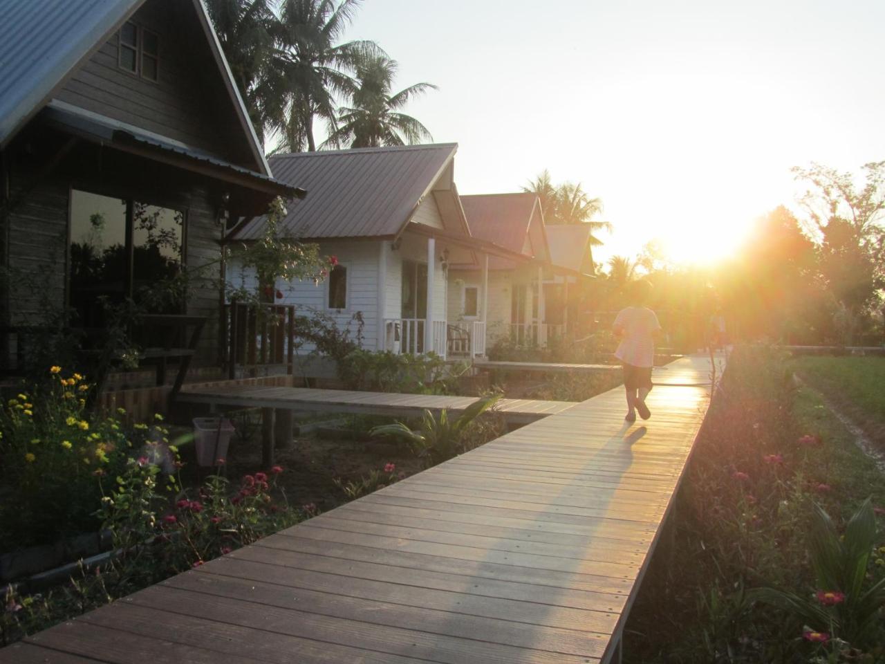 Baan Thung Home Stay Prasat 外观 照片