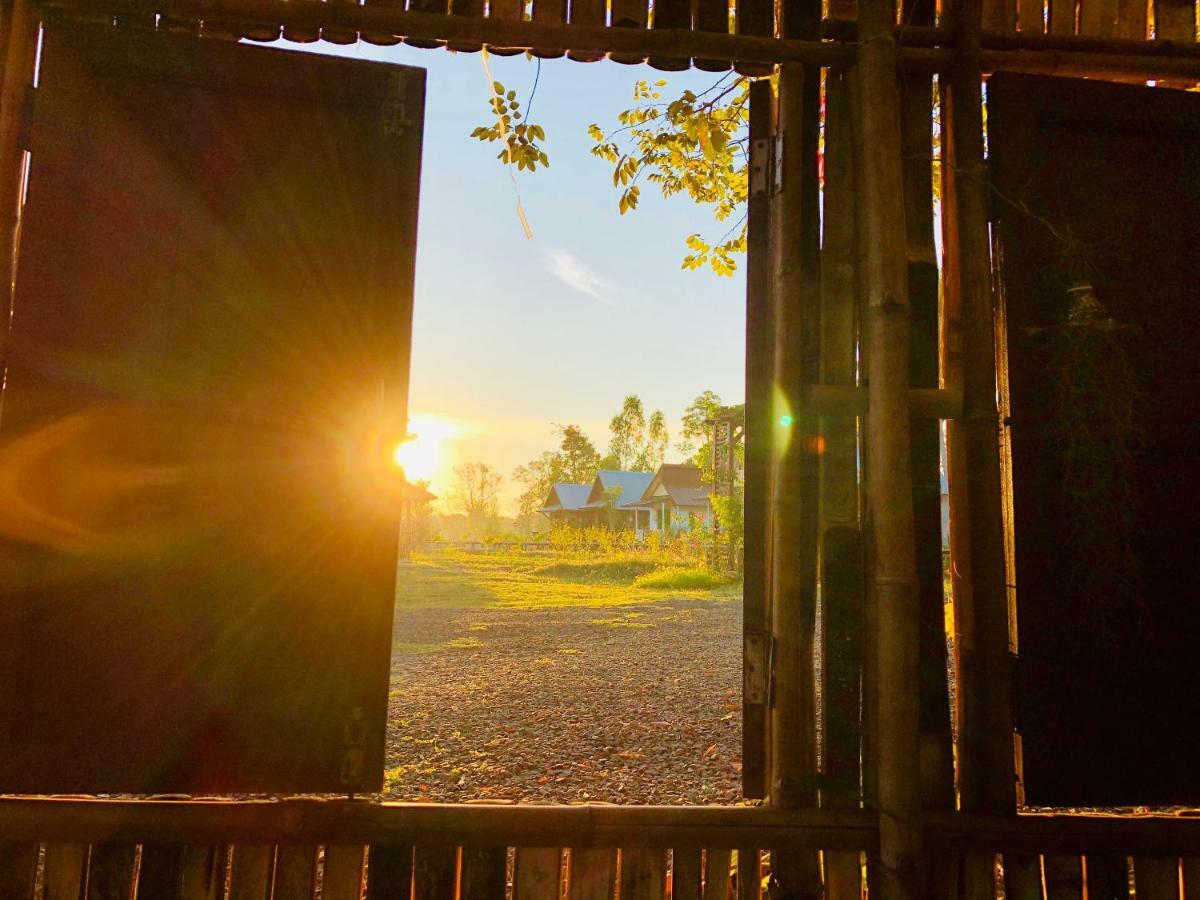 Baan Thung Home Stay Prasat 外观 照片